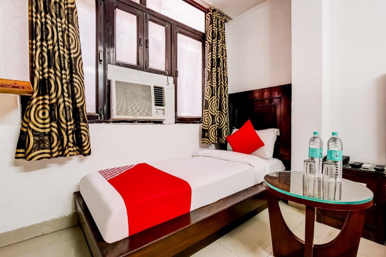 Oyo 7781 Hotel Sai International Нью-Дели Экстерьер фото