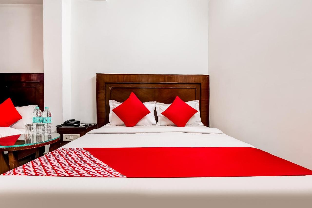 Oyo 7781 Hotel Sai International Нью-Дели Экстерьер фото