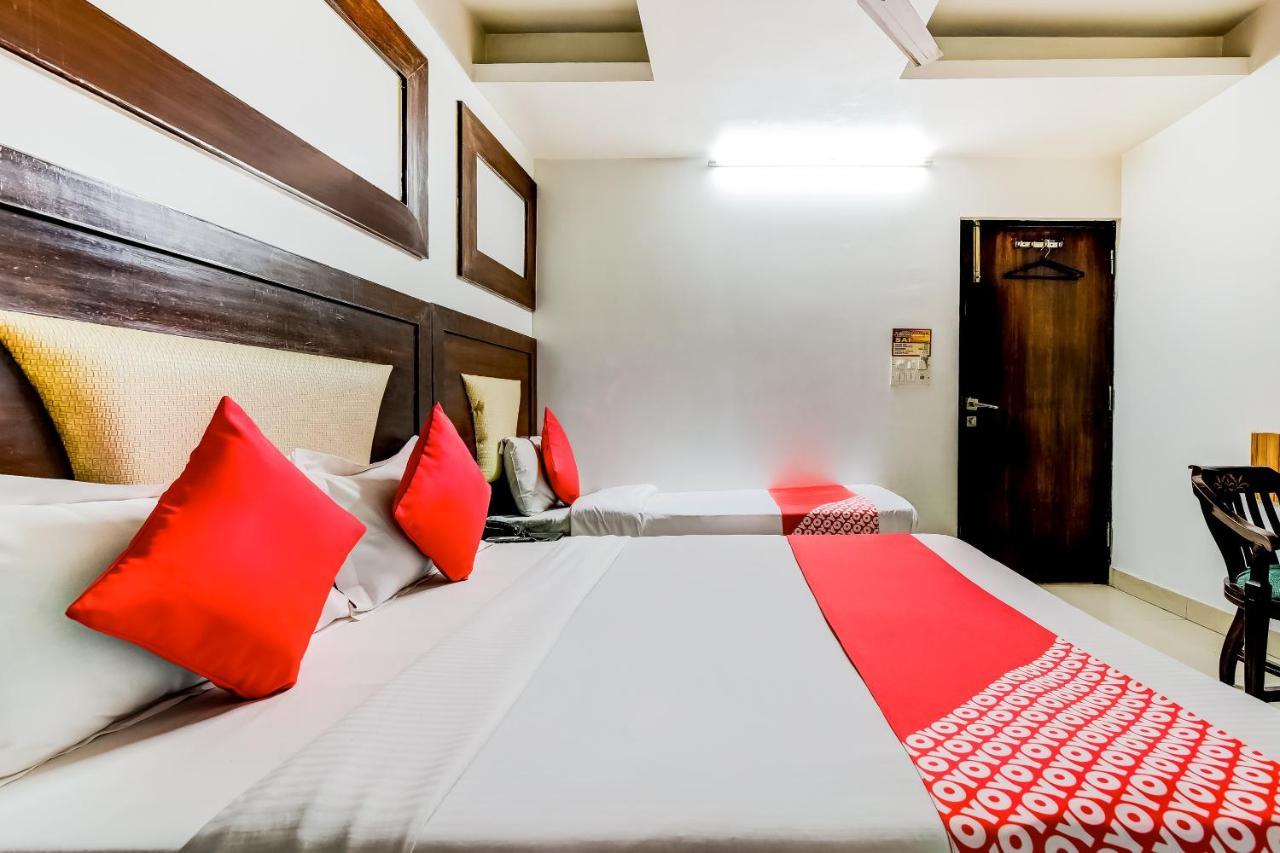 Oyo 7781 Hotel Sai International Нью-Дели Экстерьер фото