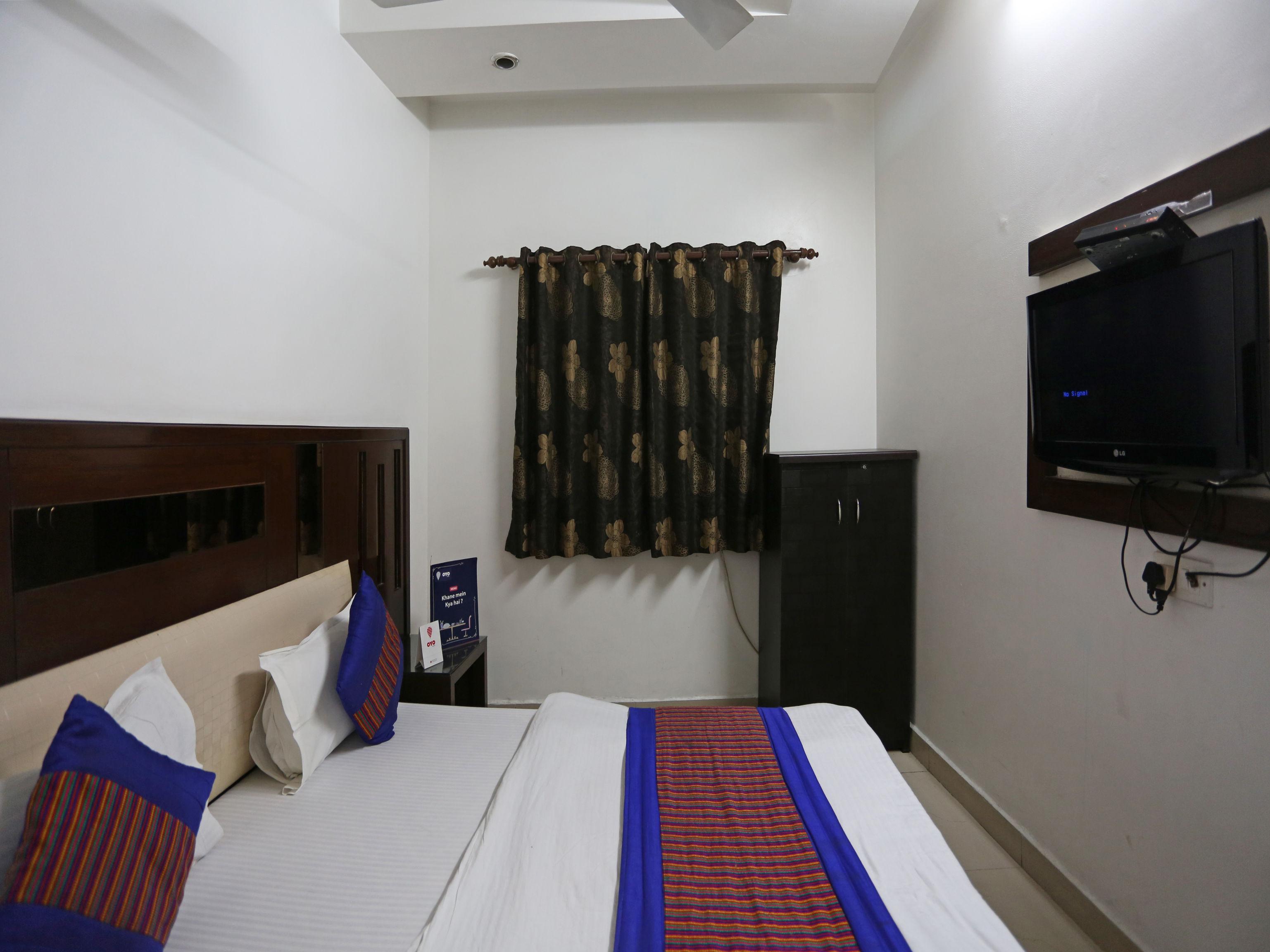 Oyo 7781 Hotel Sai International Нью-Дели Экстерьер фото