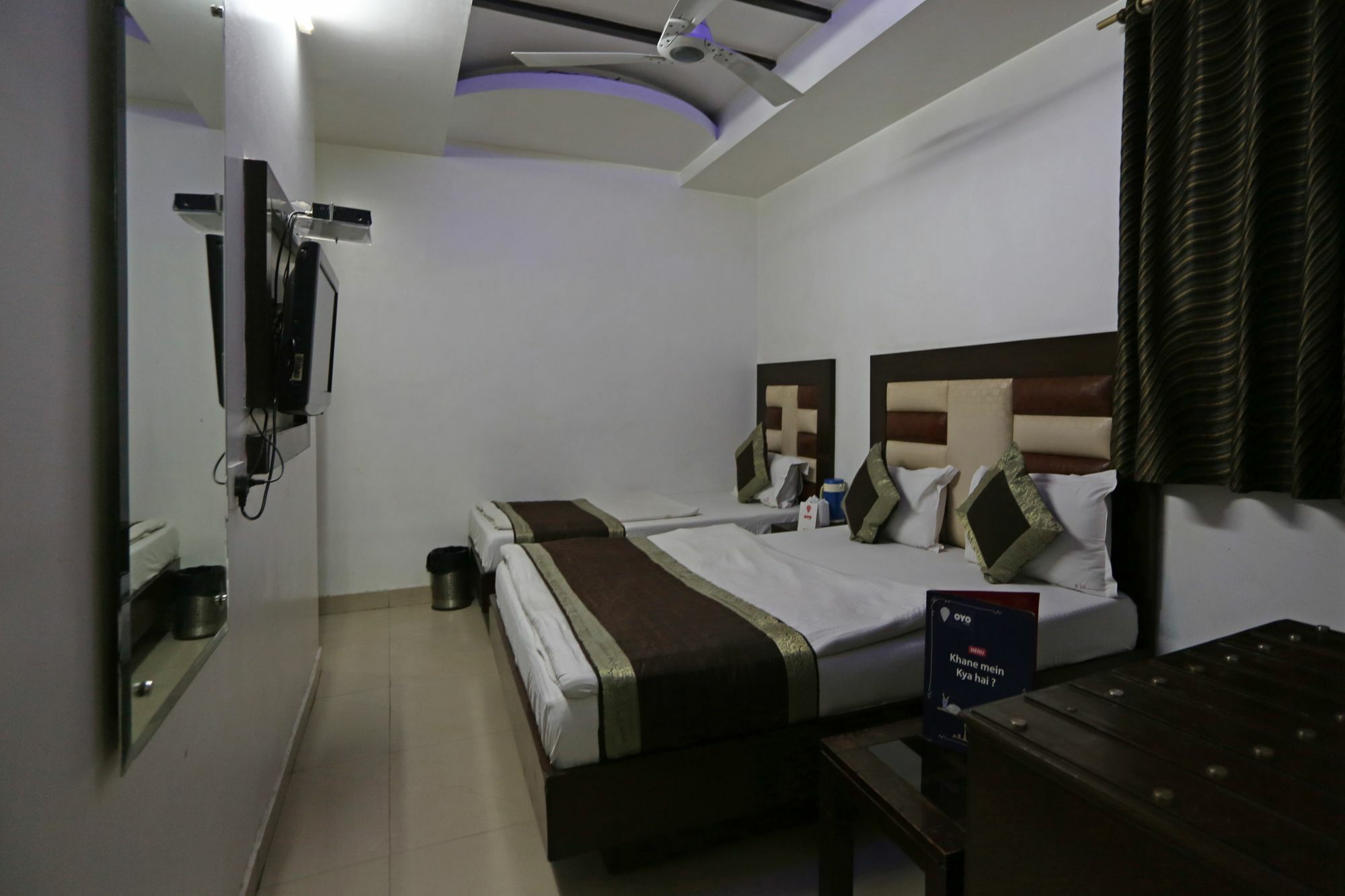 Oyo 7781 Hotel Sai International Нью-Дели Экстерьер фото